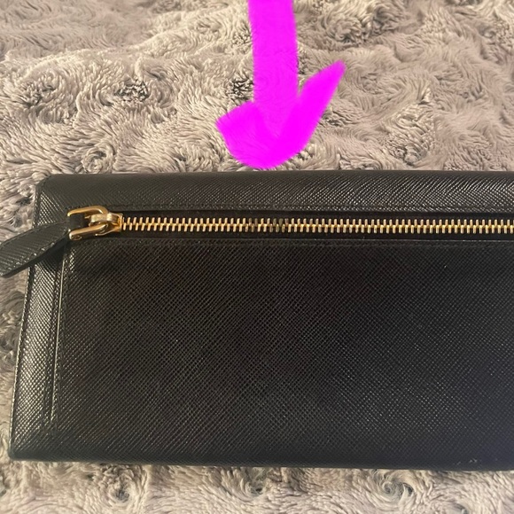 PRADA LEATHER WALLET✨ “2000’s” - Picture 7 of 7
